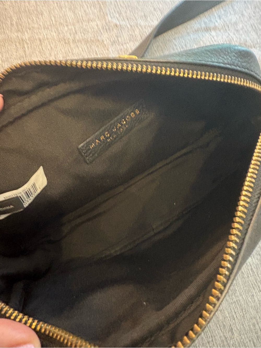 Marc Jacobs Black Leather Zoom Crossbody Bag Black - Picture 13 of 13